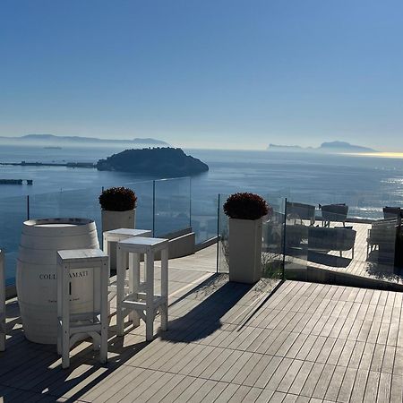 Holiday Home Un Posto Solare เนเปิลส์ ภายนอก รูปภาพ