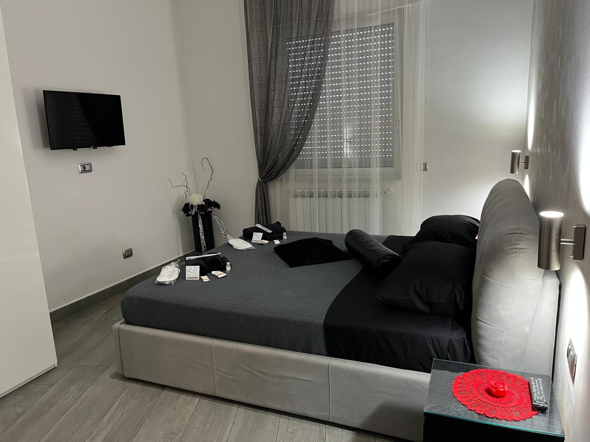 Holiday Home Un Posto Solare เนเปิลส์ ภายนอก รูปภาพ